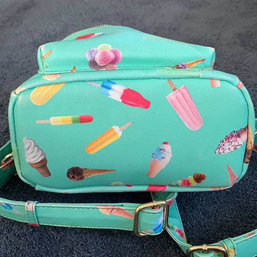 🍦Girl’s Backback🍦 - Picture 5 of 7